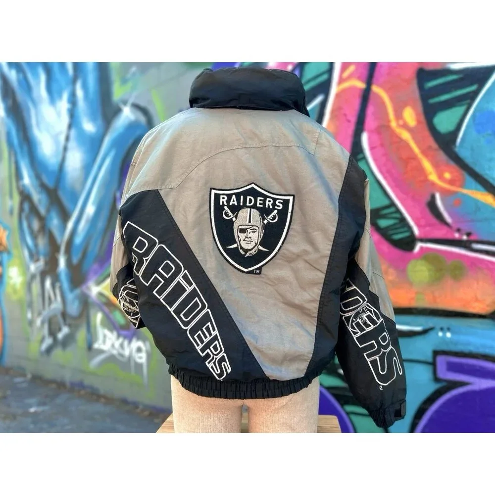 OAKLAND RAIDERS NFL Vintage Puffer Jacket Size XL - Picture 3 of 9